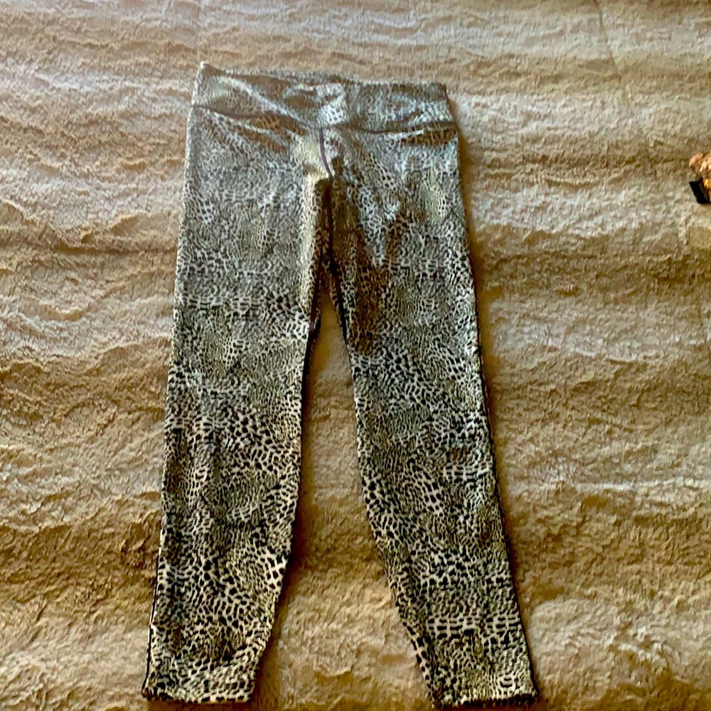 Nike dri-fit leggings size L NWOT